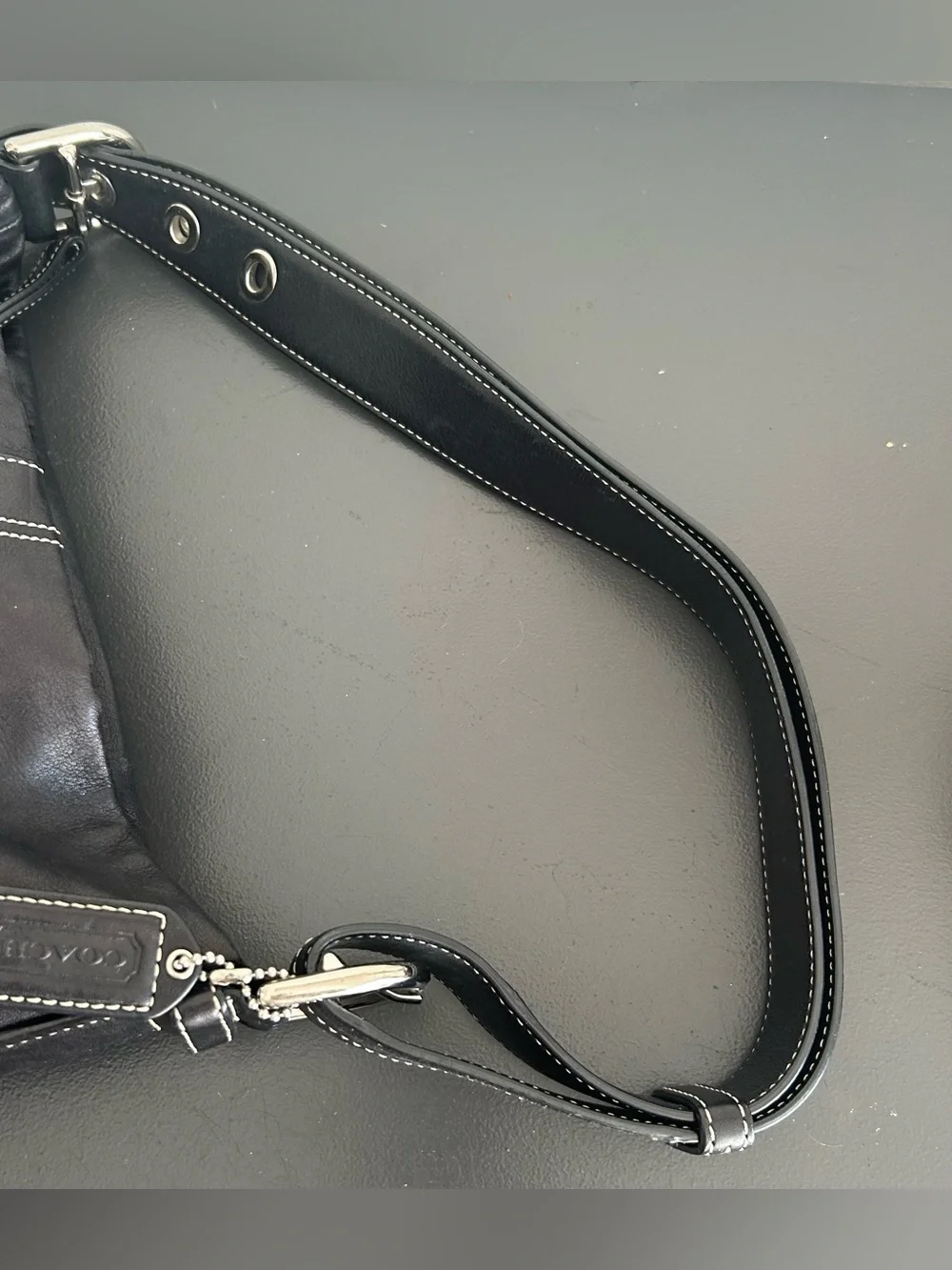 Vintage Y2K Coach Hamptons Black Leather Shoulder Bag